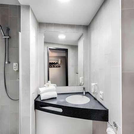 酒店 B&B Hotel Villingen-Schwenningen