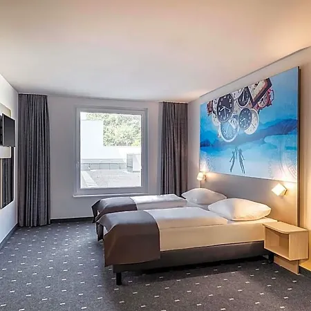 酒店 B&B Hotel Villingen-Schwenningen 3*