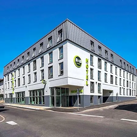 酒店 B&B Hotel Villingen-Schwenningen 菲林根-施文宁根