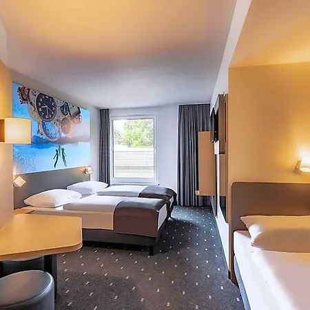 B&B Hotel Villingen-Schwenningen 酒店 3*