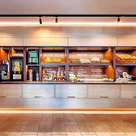 B&B Hotel Villingen-Schwenningen 酒店 菲林根-施文宁根